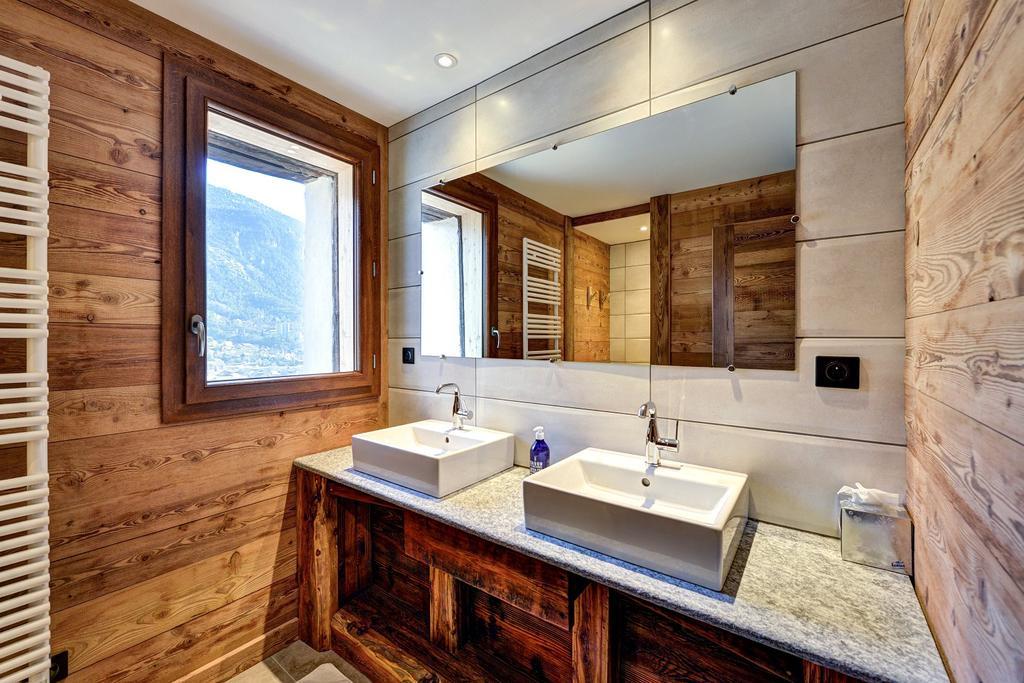 Gites & Spa De La Ferme De Belline Briancon  Bagian luar foto